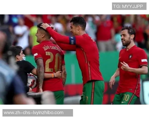 足球单刀瞬间的决策与技巧解析如何在关键时刻把握机会实现进球